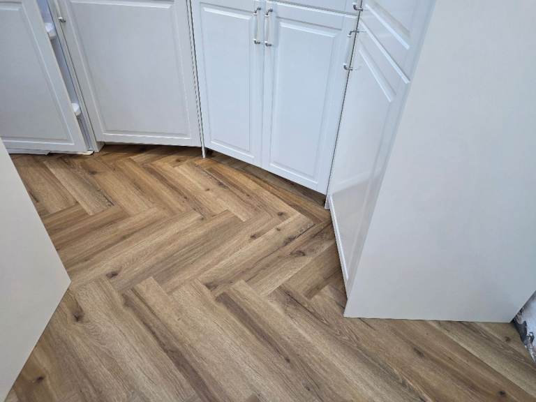 Laminate • LVT • Herringbone • Engineered Wood • Flooring & Skirting Boards Installers