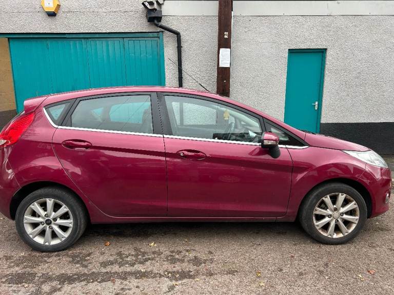 Ford, FIESTA, Hatchback, 2010, Manual, 1388 (cc), 5 doors