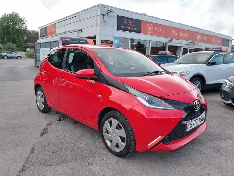2017 Toyota AYGO VVT-i x-play Hatchback Petrol Manual
