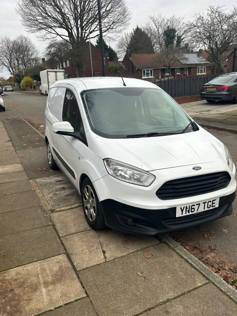 Ford, TRANSIT COURIER, Panel Van, 2017, Manual, 1498 (cc)