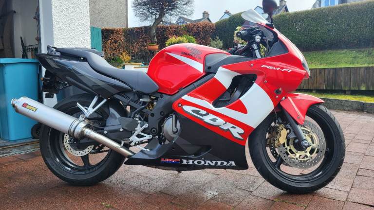 Honda cbr 600 f4i