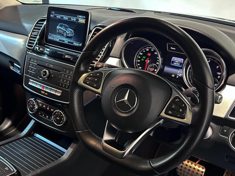 MERCEDES-BENZ GLE CLASS 3.0 GLE350d V6 AMG Line (Premium) G-Tronic 4MATIC Euro