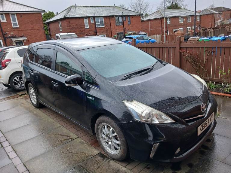 Toyota prius plus 7 seater hybrid mpv zafira vw  sharan verso elgrand estima peugeot nissan toyota