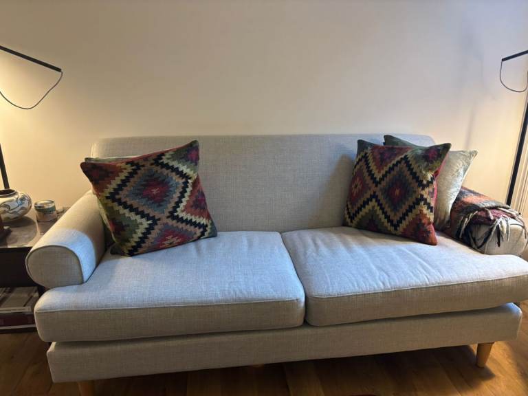 John Lewis 2-Seater Sofa – Grey Fabric – Excellent Condition (Brand New)