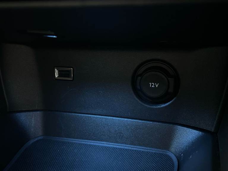 2022 Peugeot 3008 1.2 PureTech Allure Premium 5dr EAT8 Estate PETROL Automatic