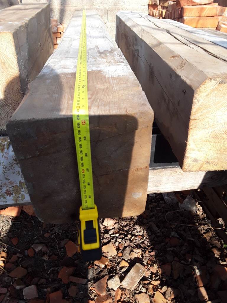 Reclaimed, 200 years solid pine beam. 5.4 foot long.