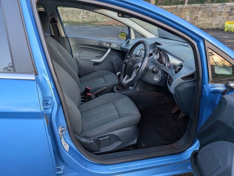 Ford, FIESTA, Hatchback, 2011, Manual, 1388 (cc), 5 doors