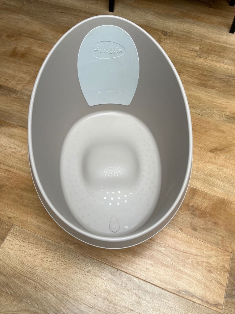 Shnuggle Baby Bath Tub – Grey, Good Condition