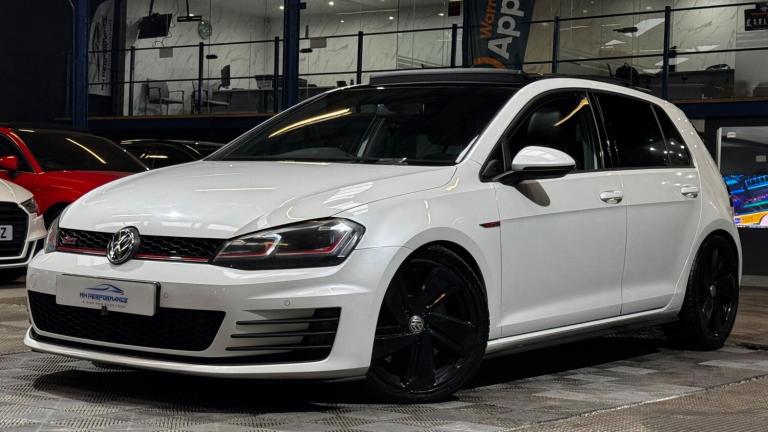 2015 Volkswagen Golf 2.0 TSI BlueMotion Tech GTI Hatchback 5dr Petrol DSG Euro 6 (s/s) (220 ps) C...