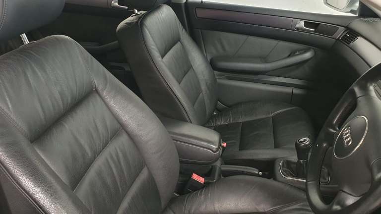 AUDI A6 2.0 SPECIAL EDITION*GENUINE 33,000 MILES*RARE*LEATHER * STUNNING CAR 