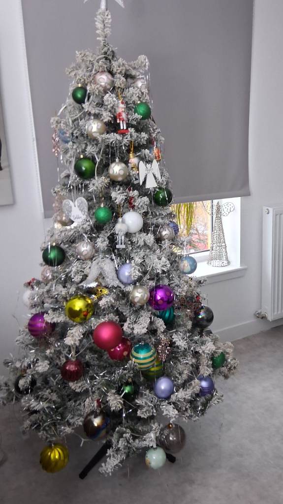Flocked Christmas Tree with some Decorations – Good Condition
