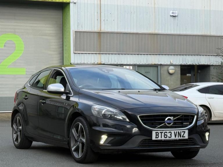 2014 Volvo V40 D2 R DESIGN Lux 5dr HATCHBACK DIESEL Manual