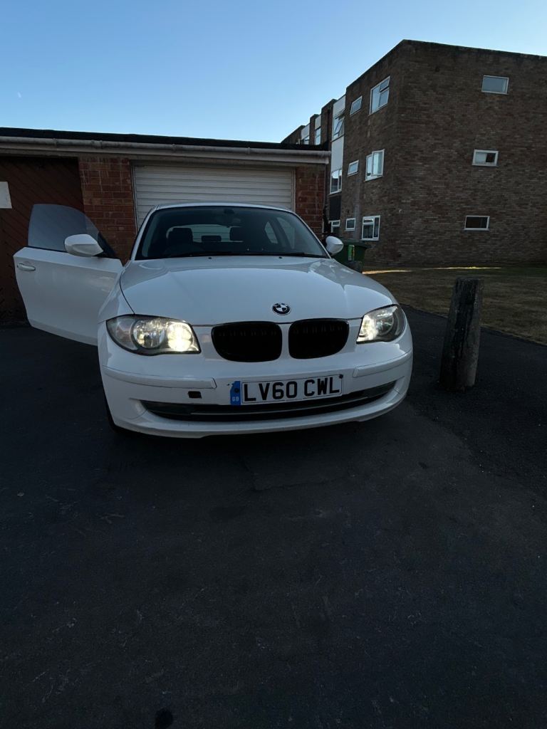 BMW, 1 SERIES, Hatchback, 2010, Manual, 1995 (cc), 3 doors