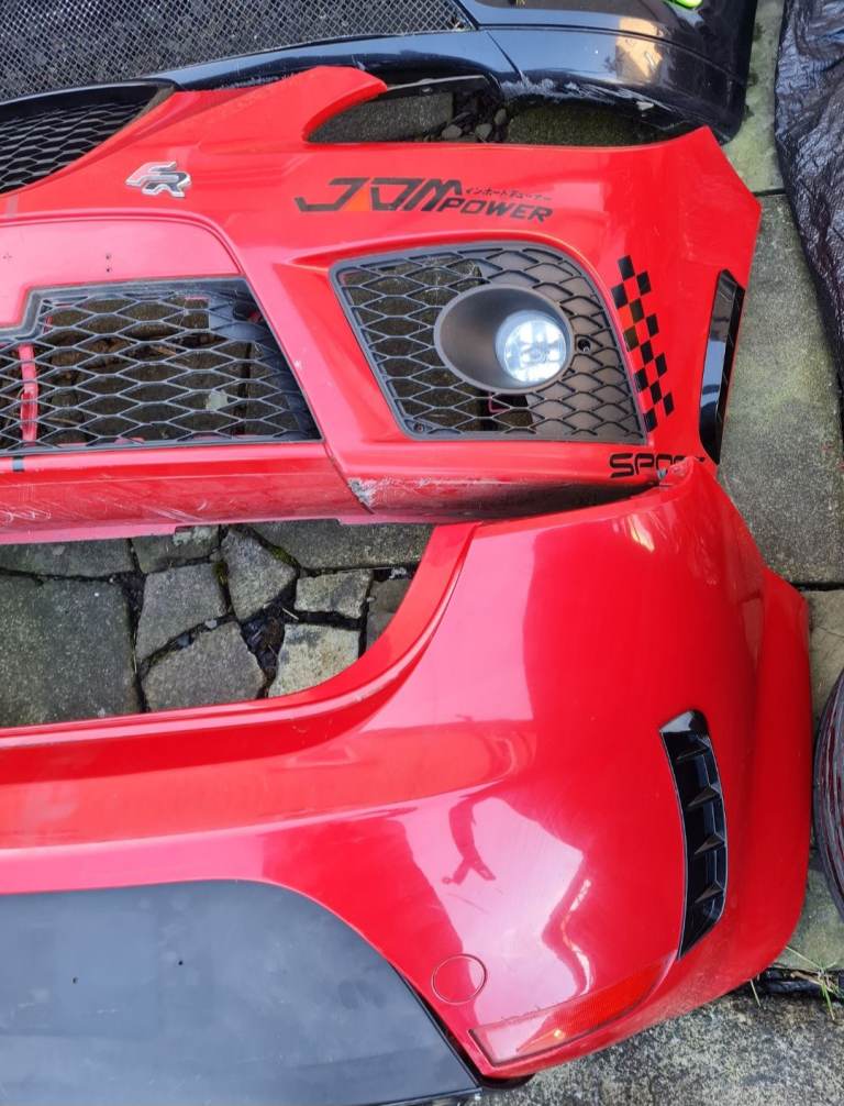 Seat leon bumpers, bonnet, radiator etc