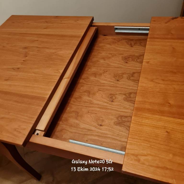 Extendable Solid Wood Dining Table – Seats 8-10