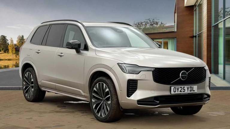 2025 Volvo XC90 2.0 B5 MHEV Ultra Dark Auto 4WD Euro 6 (s/s) 5dr ESTATE Petrol/Electric Hybrid Au...