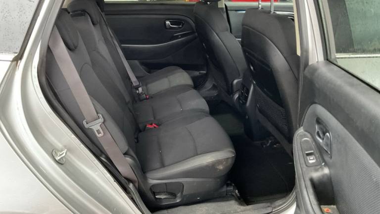 2014 Kia Carens 1.6 GDi 2 5dr MPV PETROL Manual