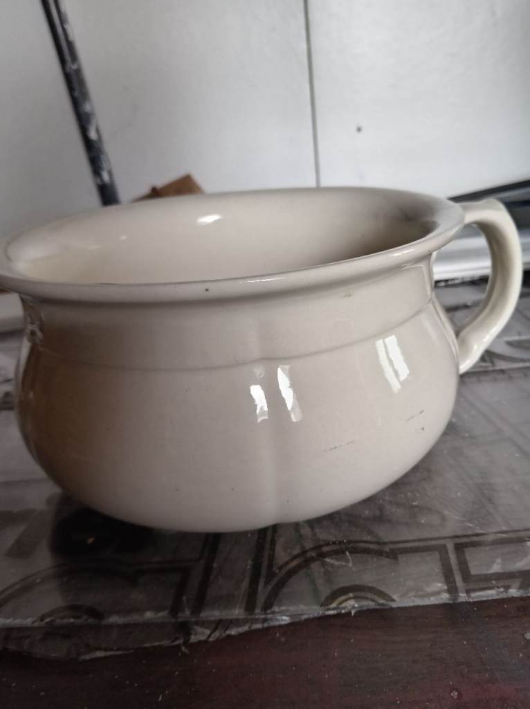 Mason's chamber pot