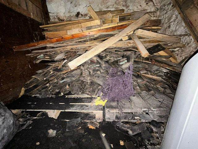 image for Huge Amount Of Whisky Staves Over 100