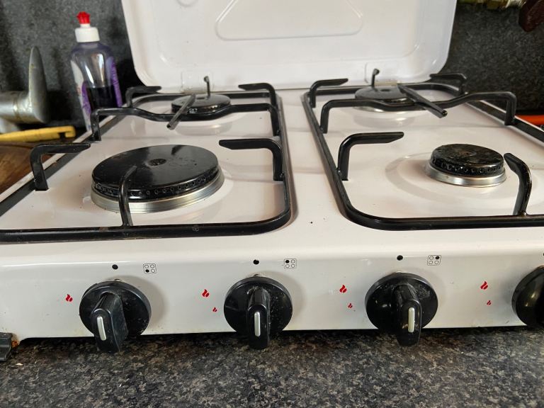 Four Burner LPG Hob rarely ever used