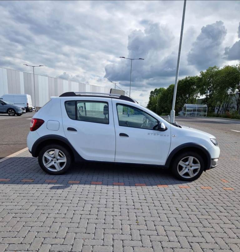 Dacia, SANDERO STEPWAY, Hatchback, 2014, Manual, 898 (cc), 5 doors, for a quick sale 
