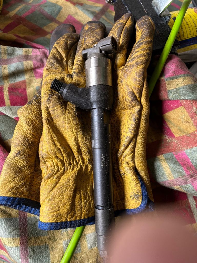 Fuel injectors Astra 1.6CDTI