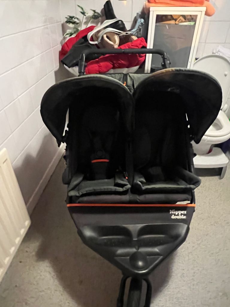 Outnabout nipper v5 in sycamore green happy to post 