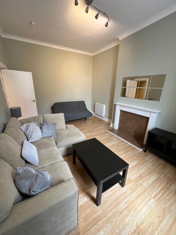 1 bedroom flat in Union Place, New Town, Edinburgh, EH1 3NQ
