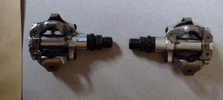 Shimano SPD style clip in cycling pedals 