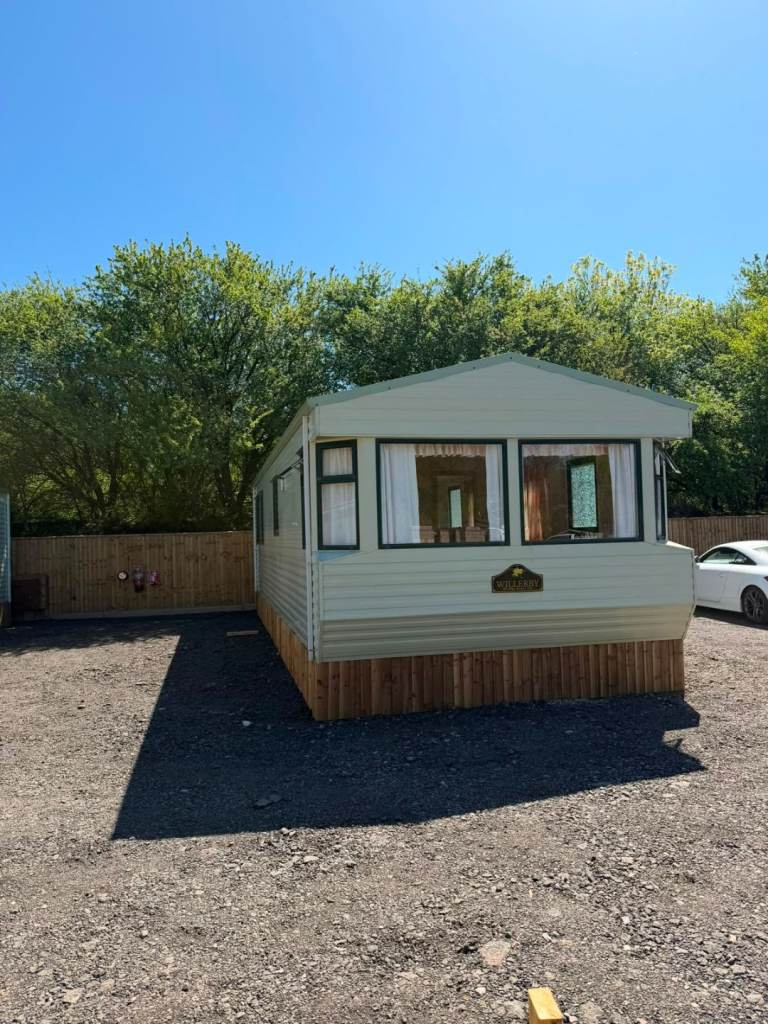 Caravan to let