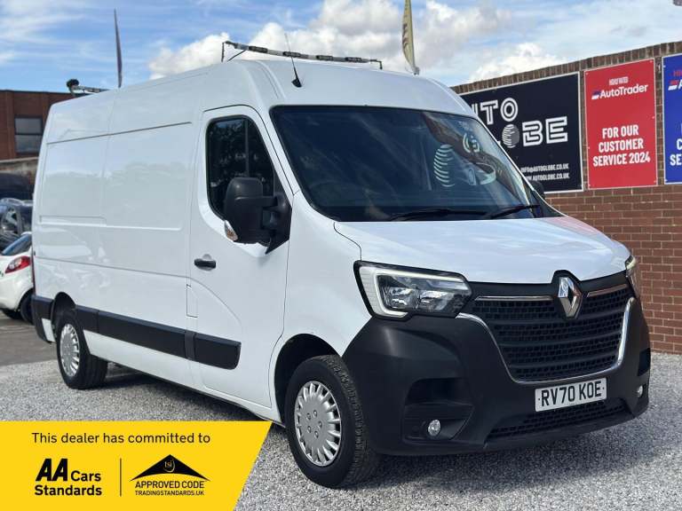 2020 Renault Master 2.3 dCi 35 Business FWD MWB Medium Roof Euro 6 4dr PANEL VAN Diesel Manual