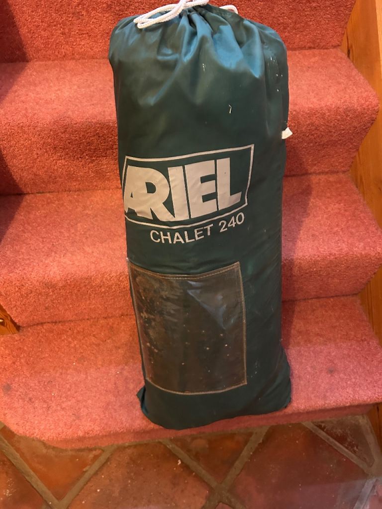 Ariel Chalet 240 Tent – Green, Good Condition