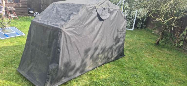 Standard motorbike tent