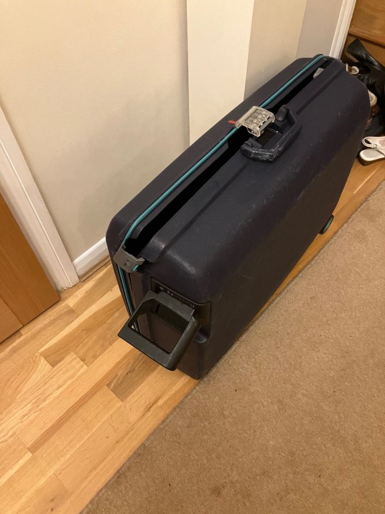 Suitcases 