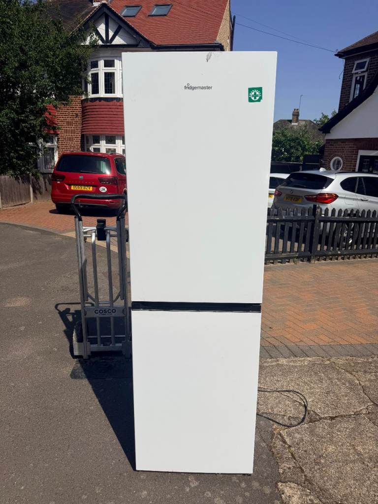 Fridge freezer 