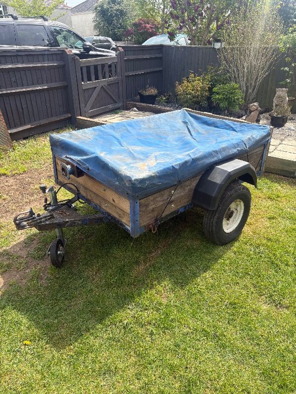 Box trailer