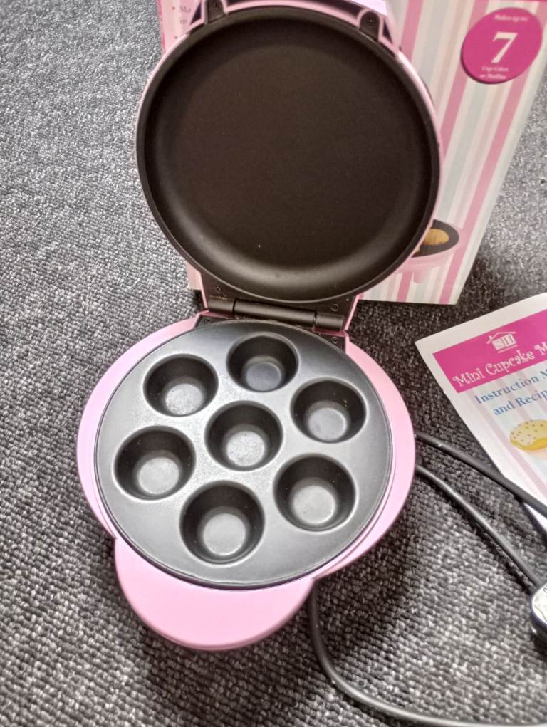 Mini cupcake maker 