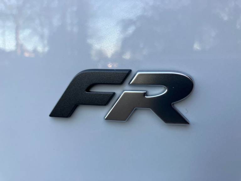 2025 SEAT Ateca 1.5 TSI EVO FR Black Edition 5dr Estate PETROL Manual