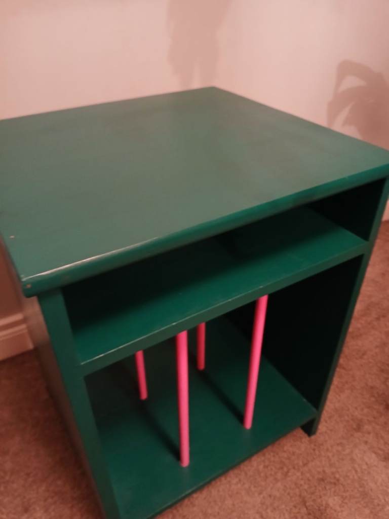 Storage unit / side table 