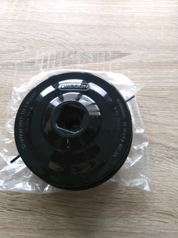 Brand new universal strimmer head with cord unused £15