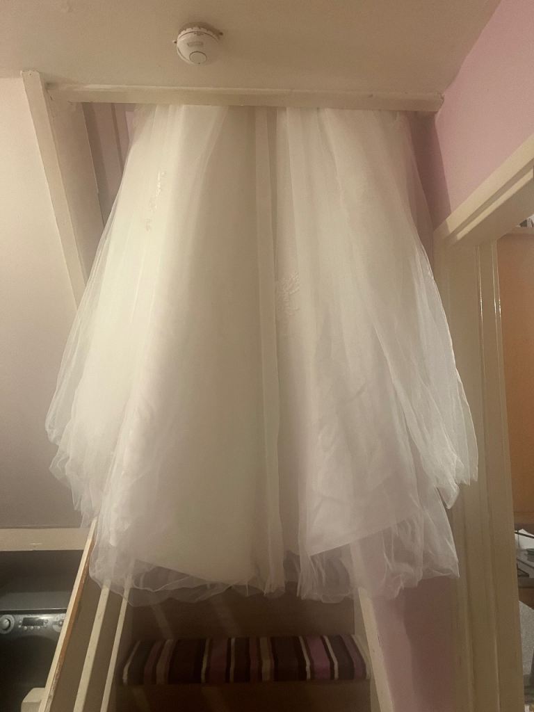 Wed2be dress brand new 