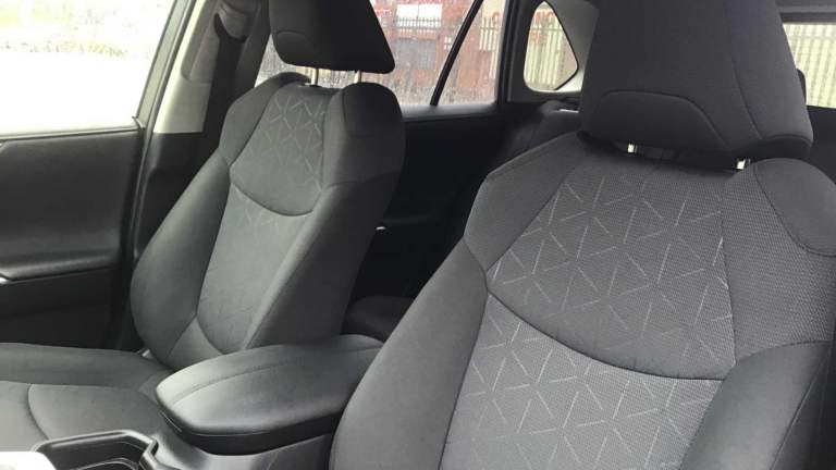 Toyota RAV4 2.5 VVT-h Design SUV Petrol Hybrid CVT 4WD