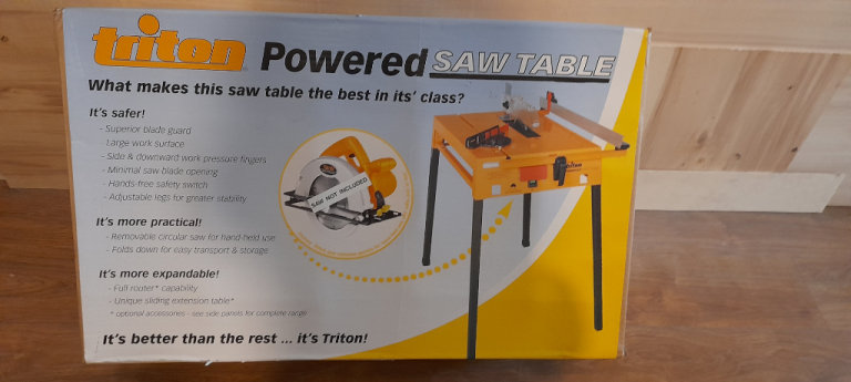POWERED SAW TABLE