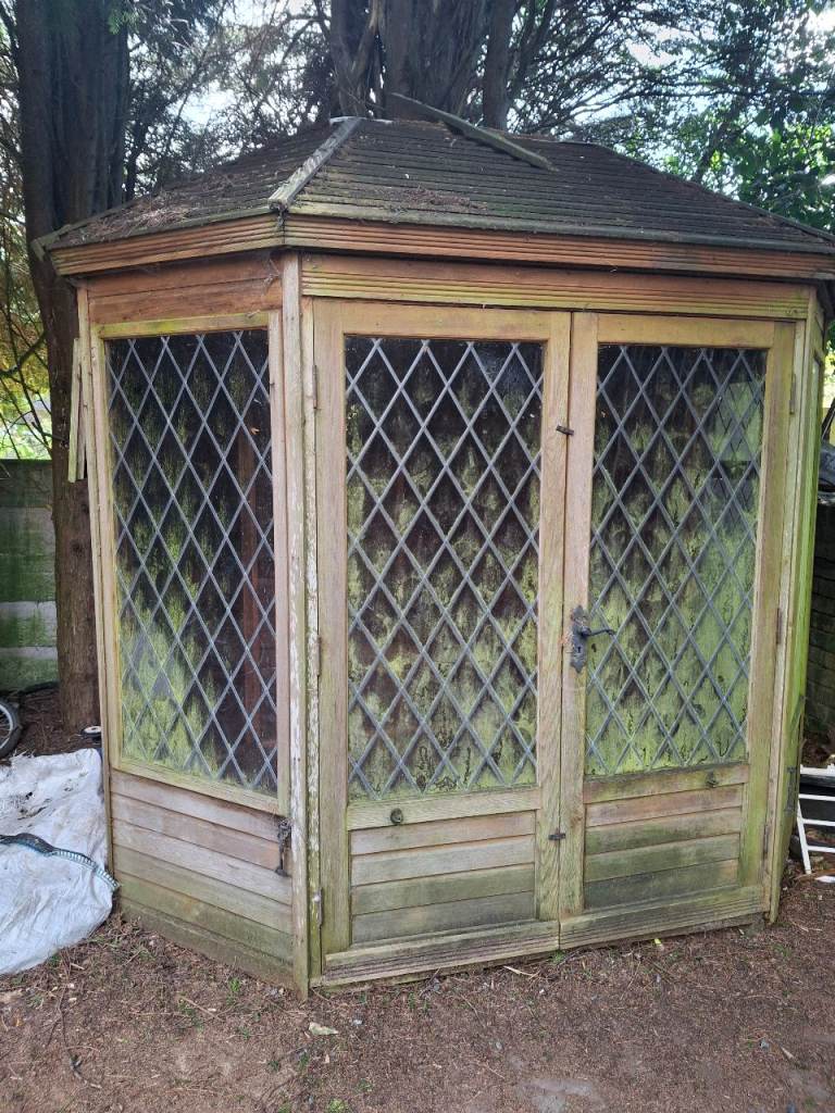 Wooden Garden Gazebo with Leaded Windows – Needs TLC