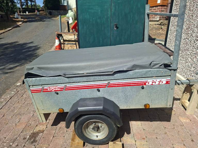Caddy 535 trailer 