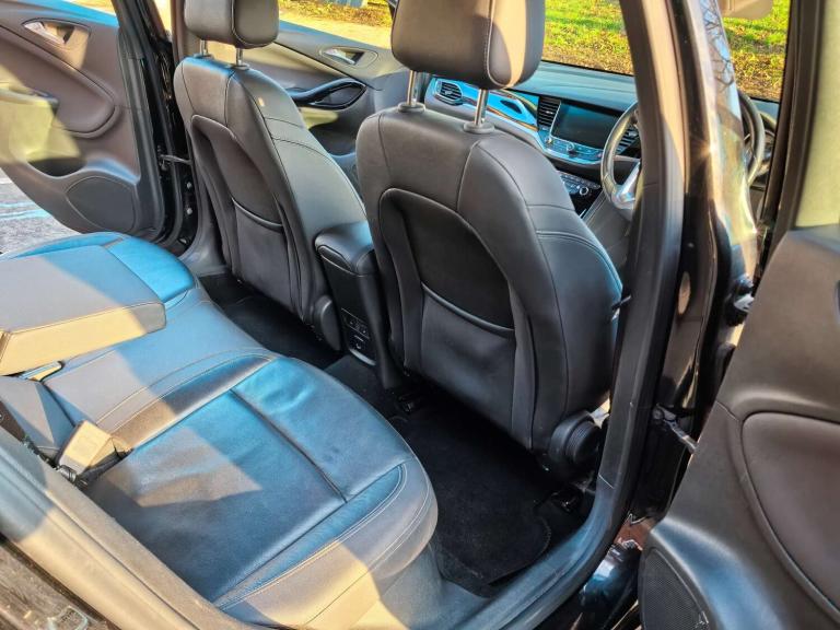 2017 Vauxhall Astra 1.4 Astra Elite Nav T 5dr - Full Service History - High Spec! Hatchback Petro...