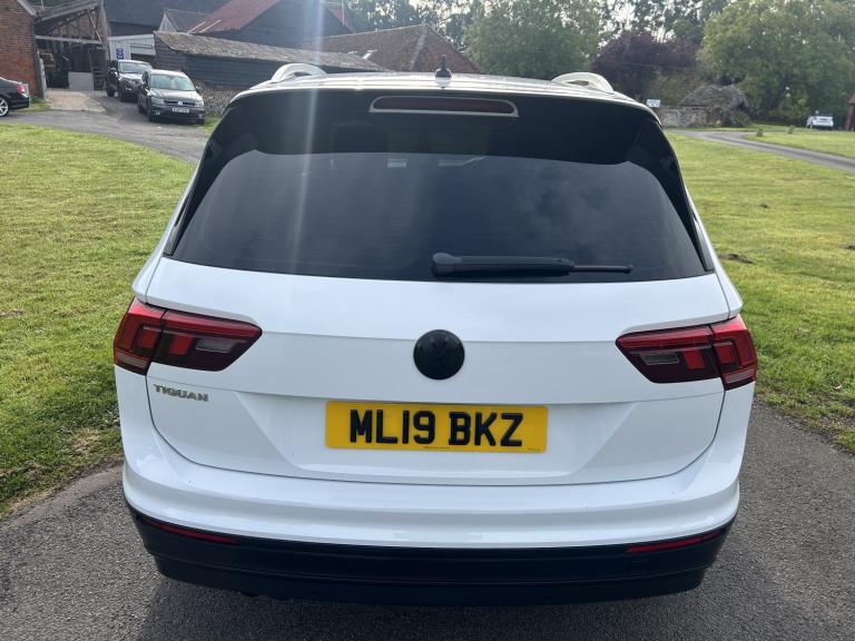 VOLKSWAGEN TIGUAN 1.5 TSI EVO SE Navigation 2019