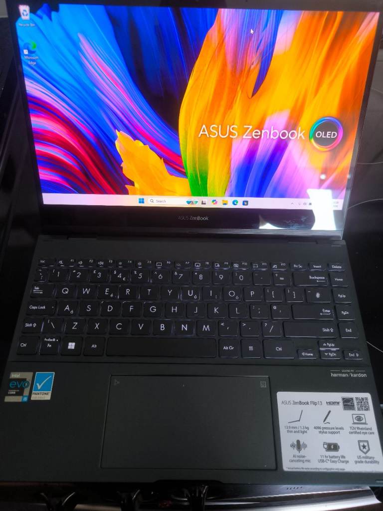 Asus ZenBook Flip OLED UX363EA
