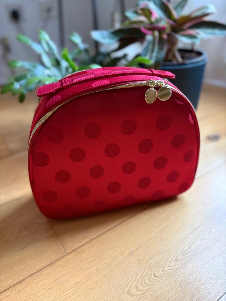 Estée Lauder Large Red Travel Make Up Case/Bag