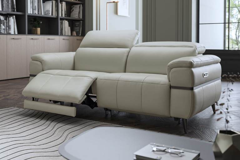 Cream Leather Recliner Sofa – Two Seater, Excellent Condition